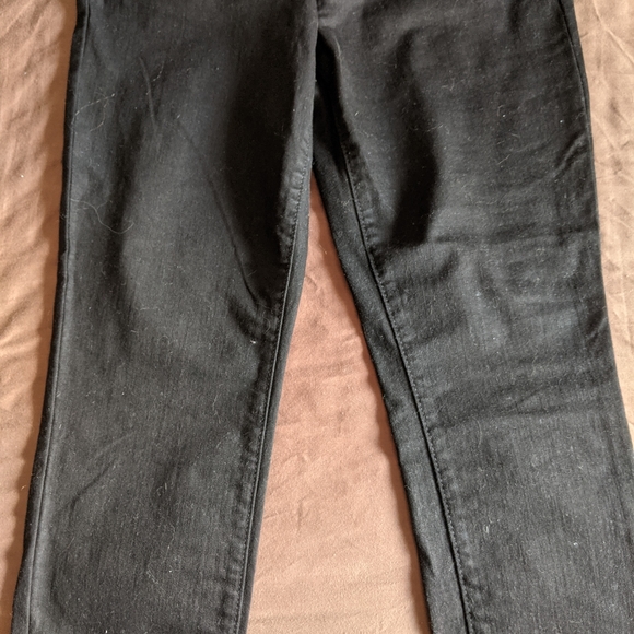 Old Navy black rockstar jeans - Picture 3 of 3